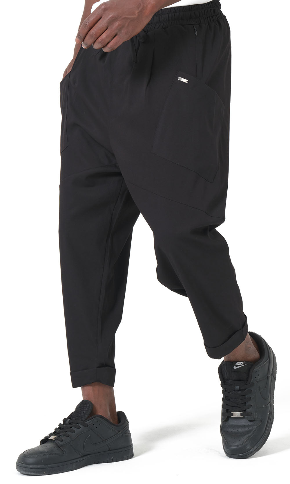QTS1012 Design S26 Sarouel in Black