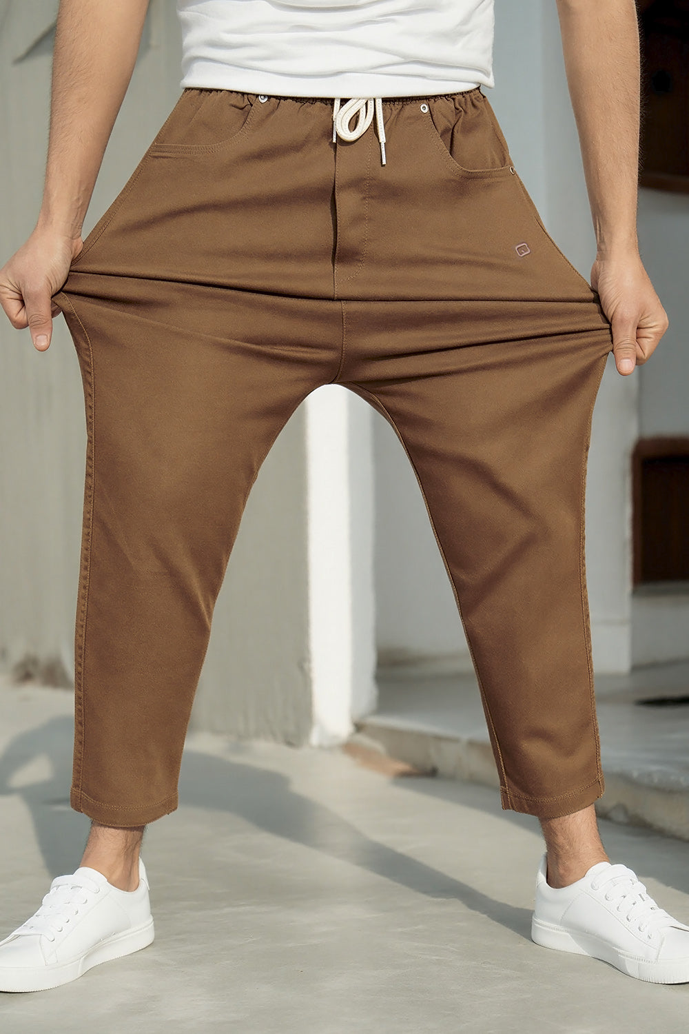 QL Sar. Jeans Stretch Regular Drop in bruin